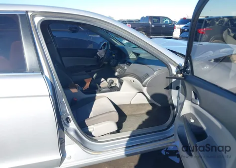 2010 Honda Accord 2.4 Lx-P from USA, damaged, VIN 1HGCP2F4XAA124952